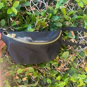 Stoney Clover Jumbo Fanny Pack